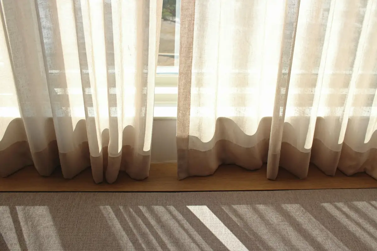 white-curtain-daylight.webp